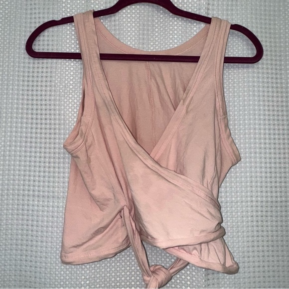 Lululemon Its a Tie Tank in pink mist 8 Balletcore - Picture 5 of 7